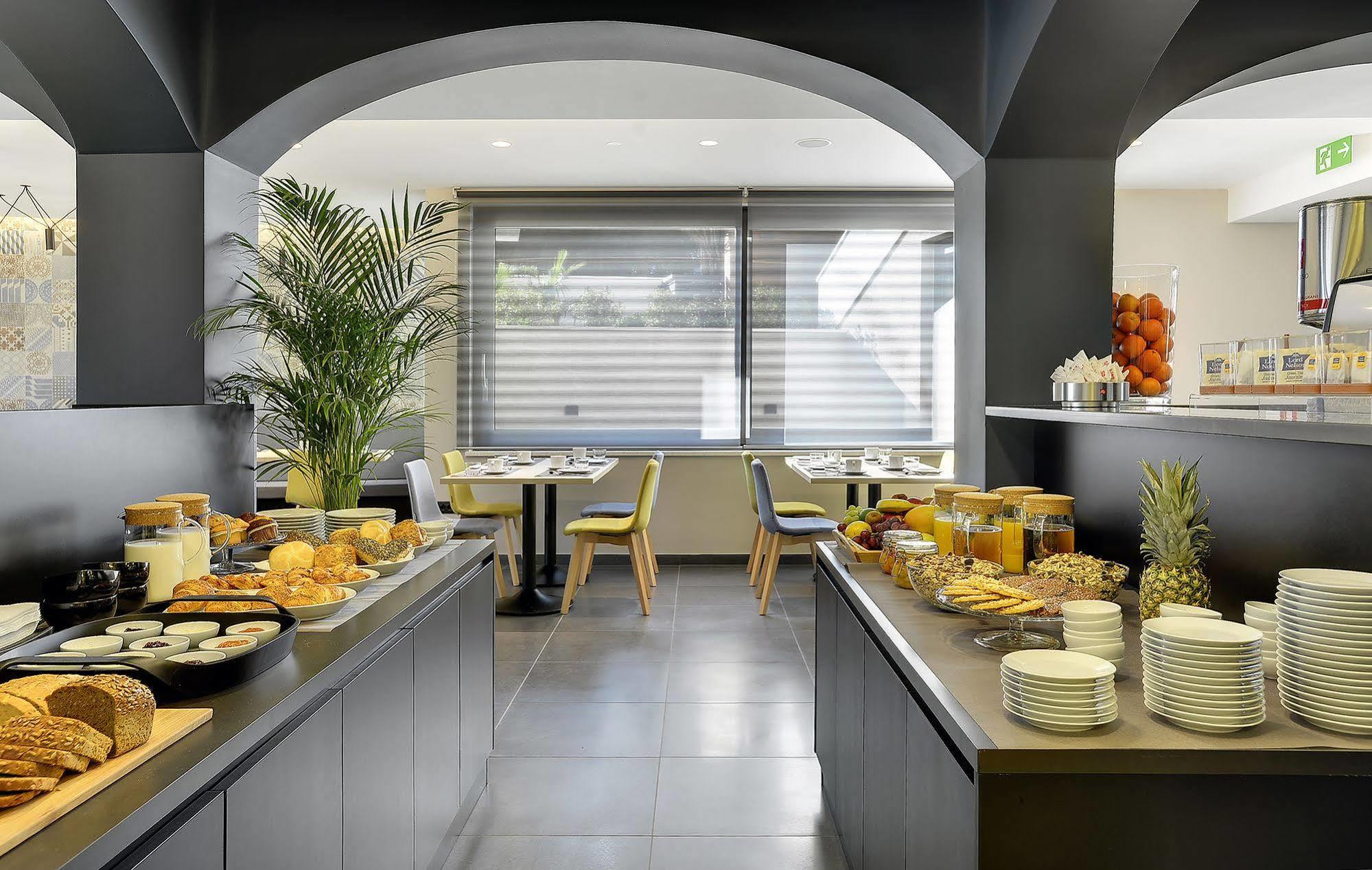 Residence روفينج المظهر الخارجي الصورة